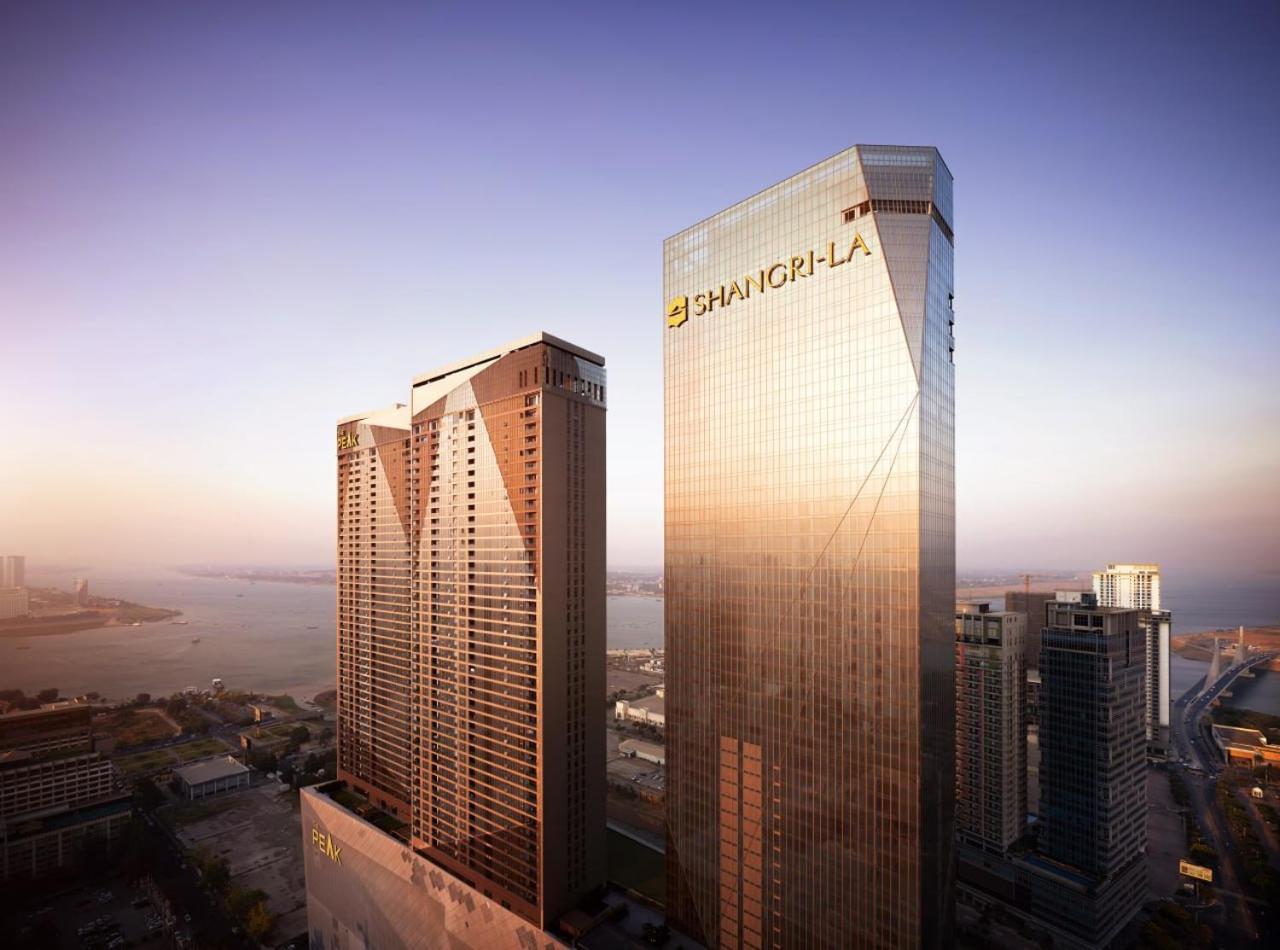 Shangri-La Phnom Penh Exterior photo